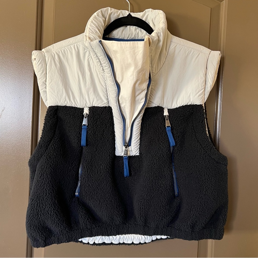 Journey Ahead Free People movement Vest - Picture 3 of 6